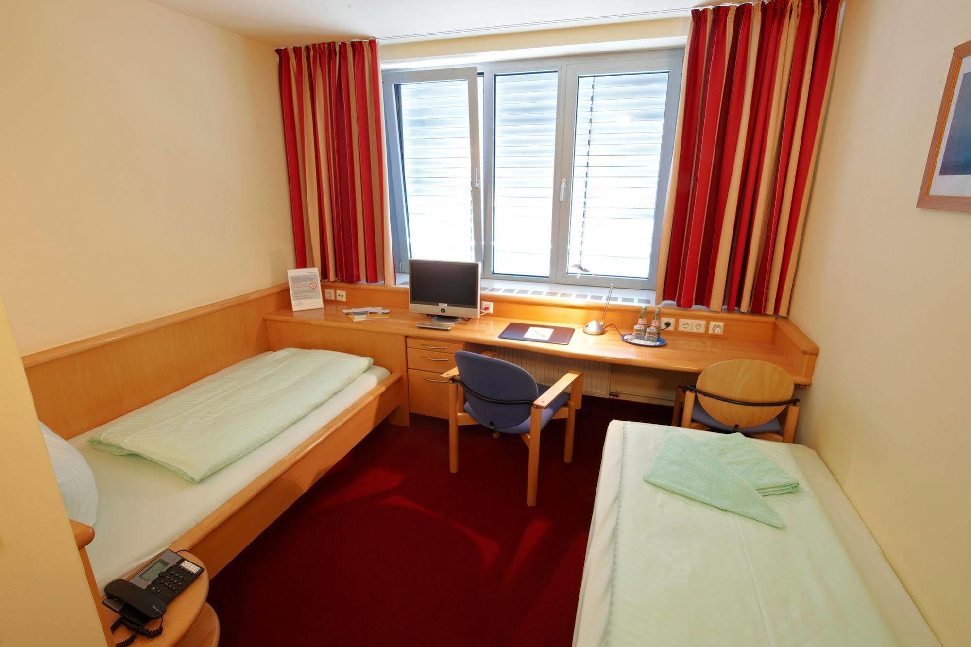 Commundo Tagungshotel לייפציג מראה חיצוני תמונה